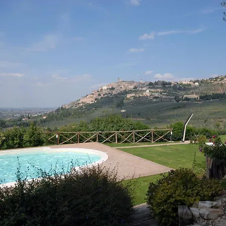 Agriturismo In The Hills, Private Terrace, Swimming Pool And Beautiful View * Trevi